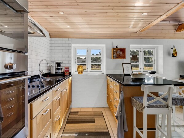 Fridge, dishwasher, cookware/dishes/utensils