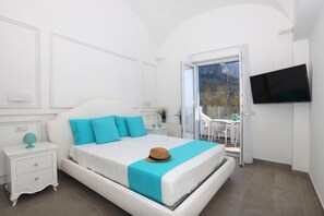 1 bedroom, iron/ironing board, Internet, bed sheets