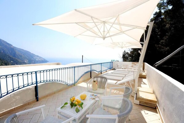 Outdoor dining - Villa Dei in Positano - Double Room (Positano)