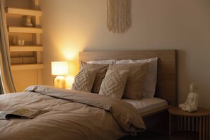 2 bedrooms, WiFi, bed sheets