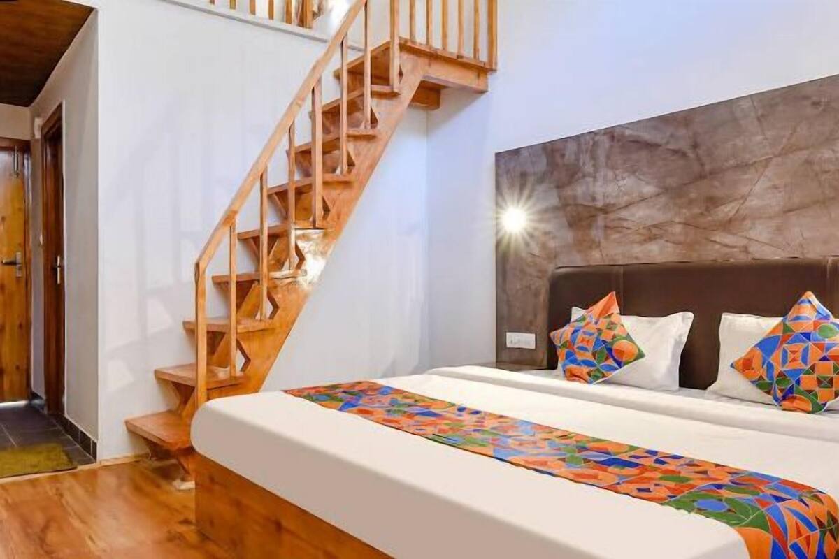 Quadruple Room | Rollaway beds, bed sheets
