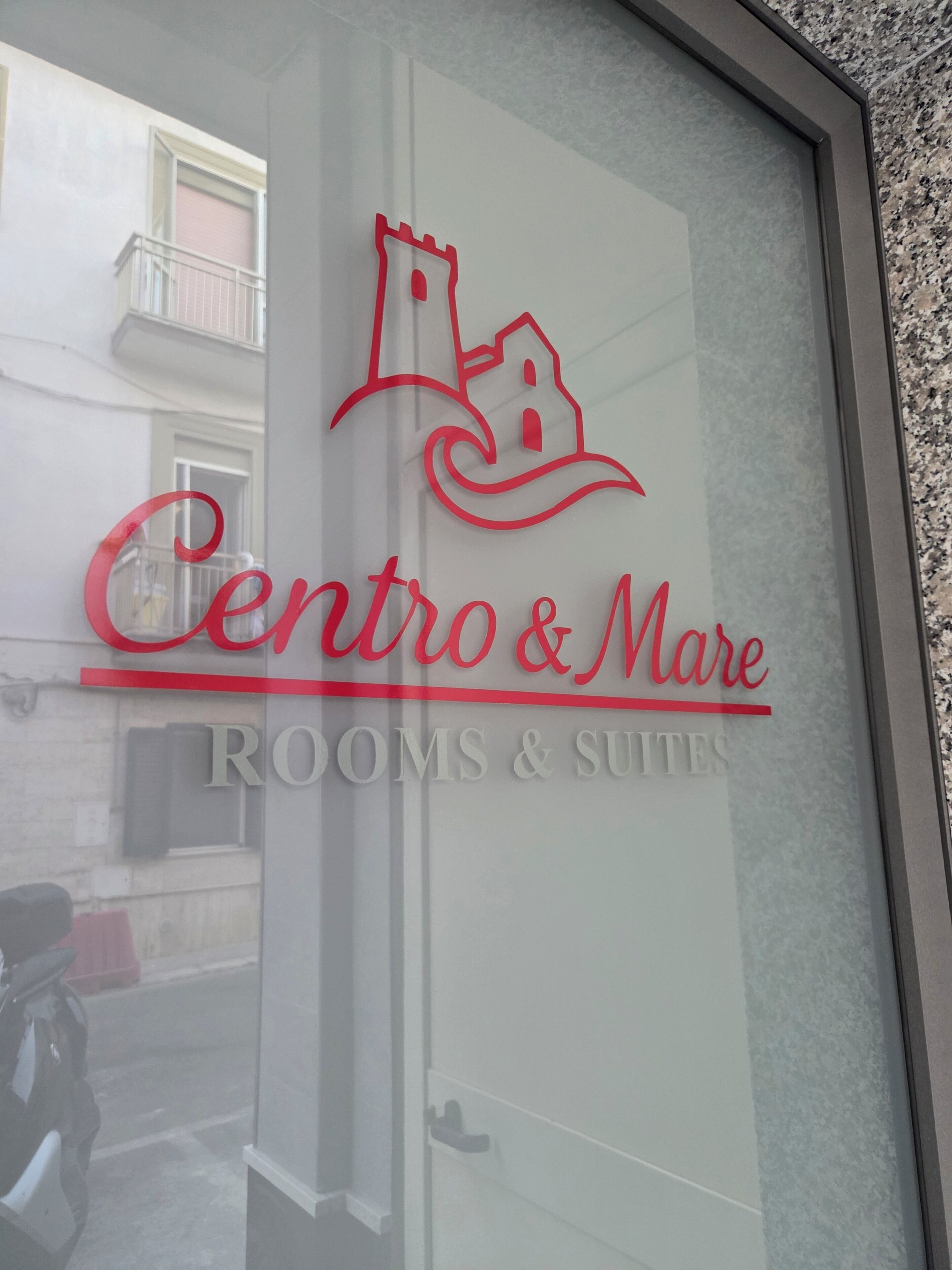 Mặt tiền nơi lưu trú