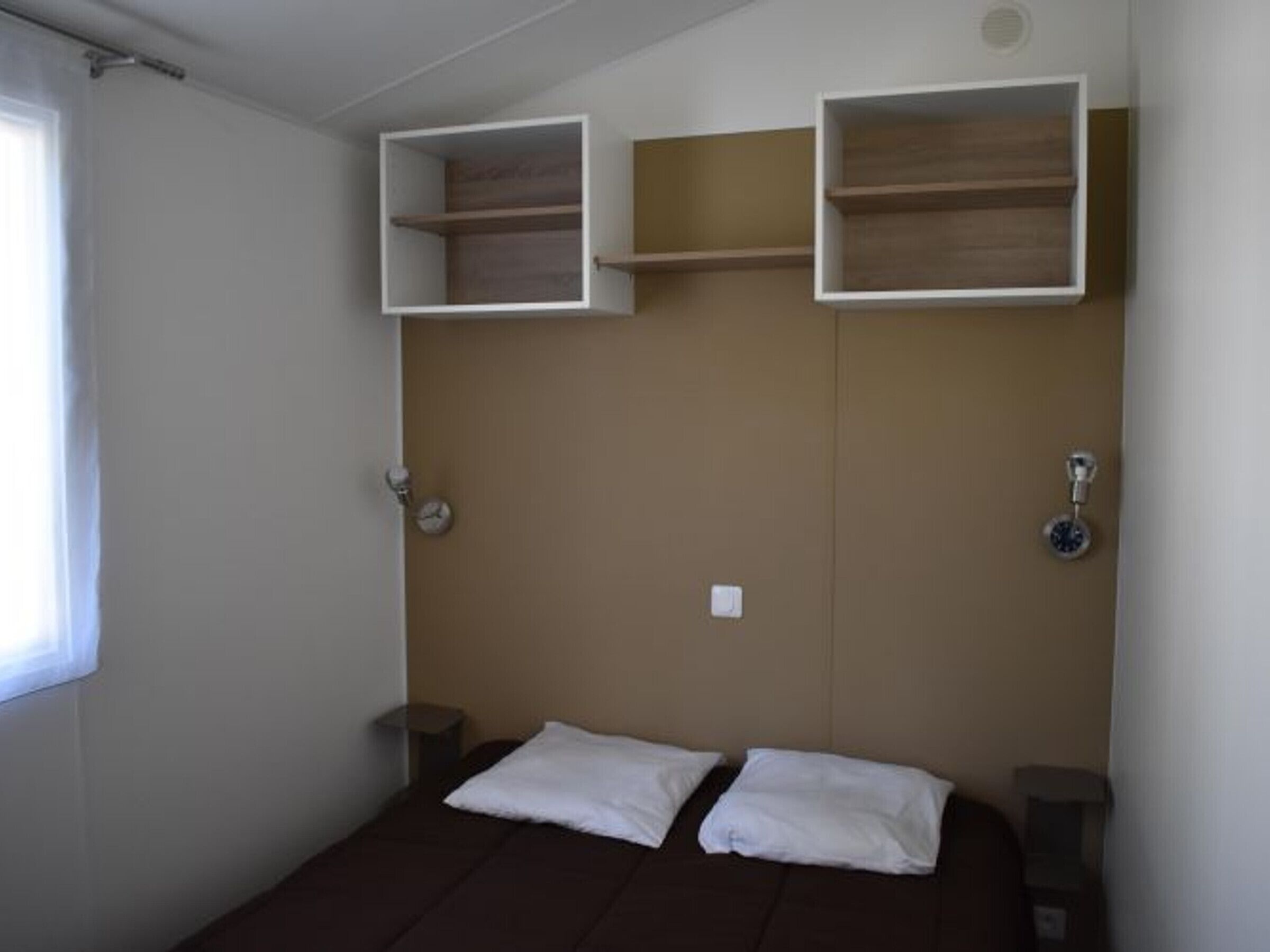 2 bedrooms, WiFi (free)