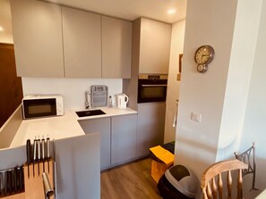 Réfrigérateur, lave-vaisselle