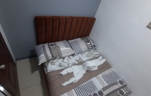 Yhteismajoitus, 1 makuuhuone, tupakointi sallittu, terassi | 1 makuuhuone