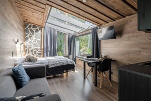 Estúdio superior, vista para o lago | Espaço de trabalho para notebook, Wi-Fi de cortesia