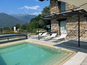 Piscine extérieure, piscine chauffée