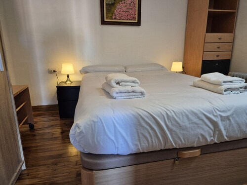 14A05 Apartment with view