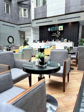 Cafe - Time Grand Plaza (Dubai)