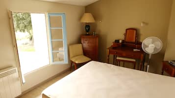 4 sovrum, strykjÀrn/strykbrÀda och sÀngklÀder