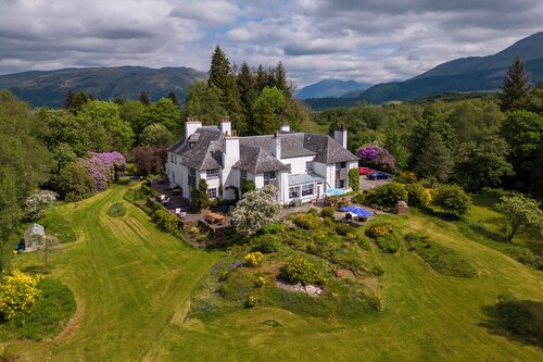 Idyllic country suite located at Lonan Country House & Gardens in Scotland!