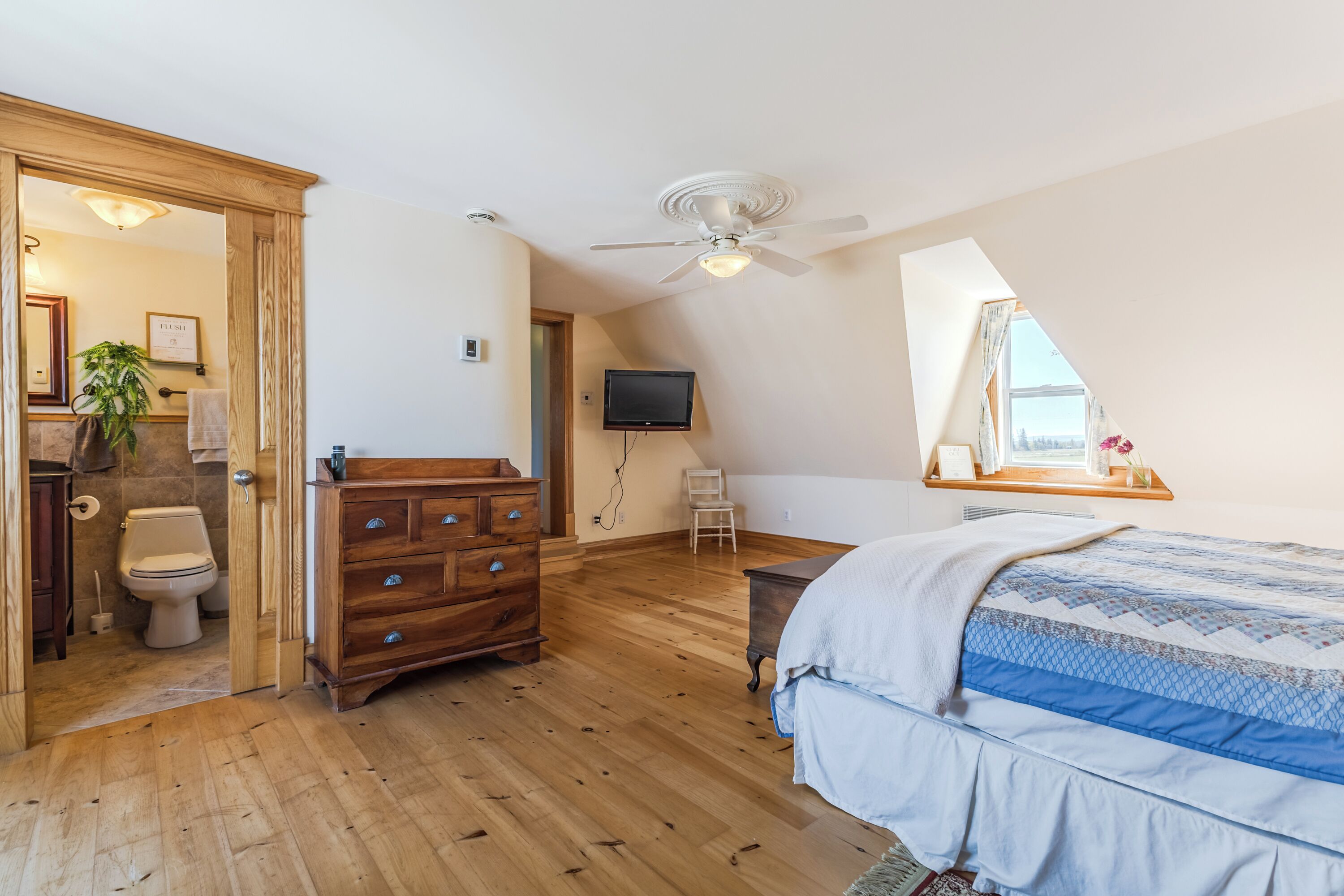 4 Schlafzimmer, Bügeleisen/Bügelbrett, Reisekinderbett, kostenloses WLAN