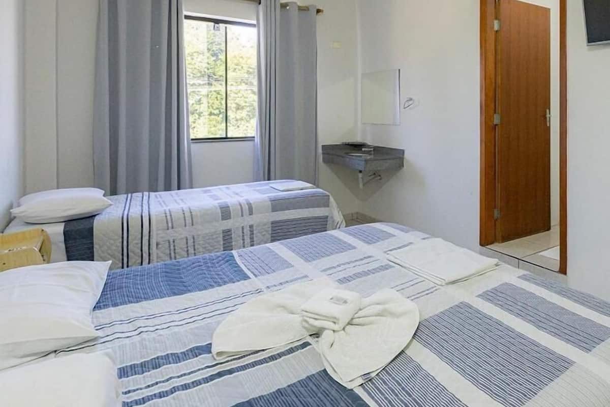 Free WiFi, bed sheets