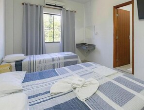 Free WiFi, bed sheets - Hotel Palace Huesca (Presidente Prudente)