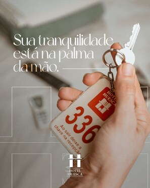 Classic Double Room, City View | Depan hartanah