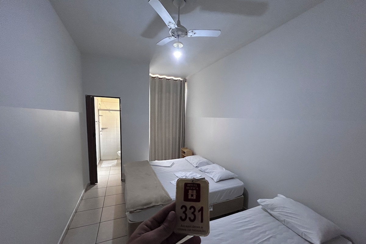 Wifi gratis y ropa de cama