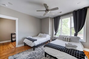 2 bedrooms, iron/ironing board, free WiFi, bed sheets