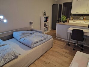 Apartment, 1 Bedroom, Balcony | Living area