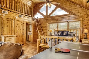 3 Schlafzimmer, Bügeleisen/Bügelbrett, Internetzugang, Bettwäsche