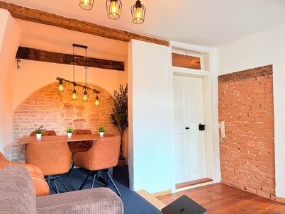 DREAMZzz AltstadtJuwel in the city center of Coburg I at the market square & parking garage