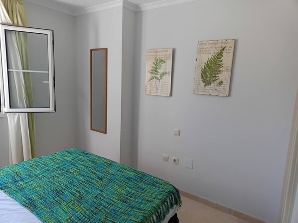 Apartment, 3 Bedrooms, Accessible, Smoking | 3 bedrooms