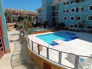 アパートメント 3 ベッドルーム バリアフリー 喫煙可 | プール | 屋外プール