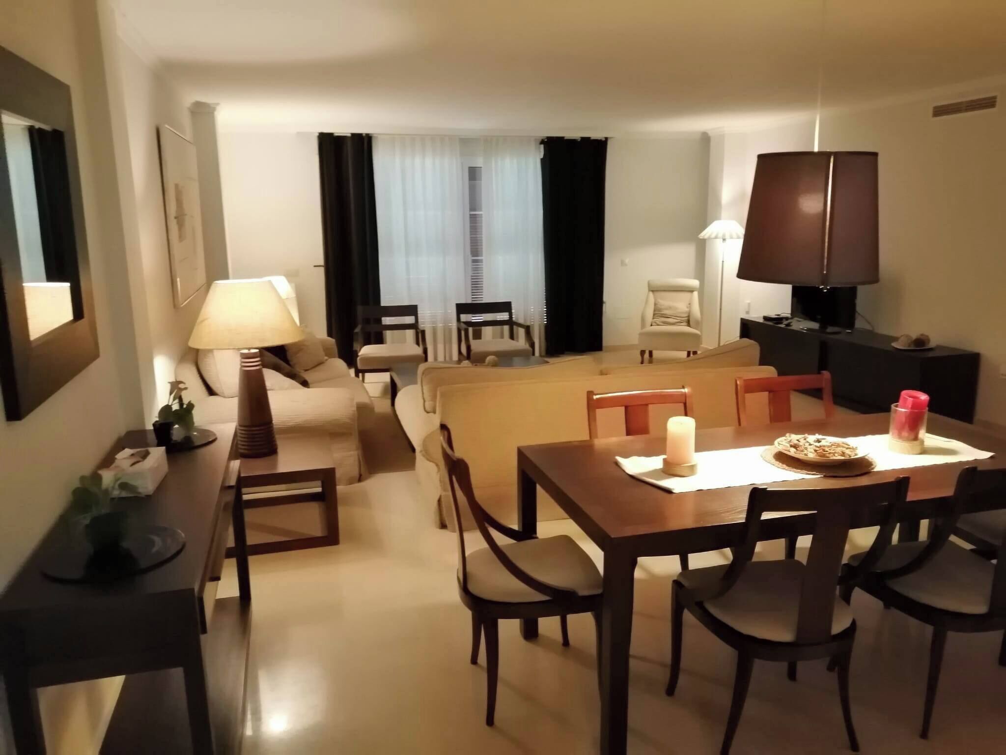 Apartemen, 3 kamar tidur, akses difabel, Boleh Merokok | Area keluarga