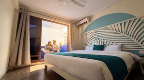 In-room safe, blackout curtains, iron/ironing board, free WiFi - KUE Hotel Maafushi (Maafushi)