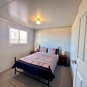 2 habitaciones y ropa de cama