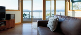 Scenic Getaway with Breathtaking Water Views