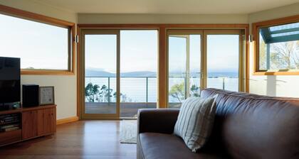 Scenic Getaway with Breathtaking Water Views