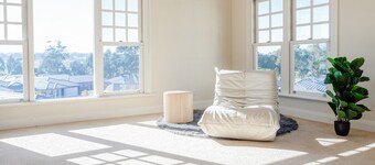 Kinstead Mansion - Modern escape for up to 21 guests 1 hour away from Melbourne!