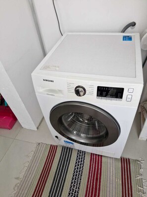 Interior - House with heated pool. Near the beach Several beaches nearby (Florianópolis)