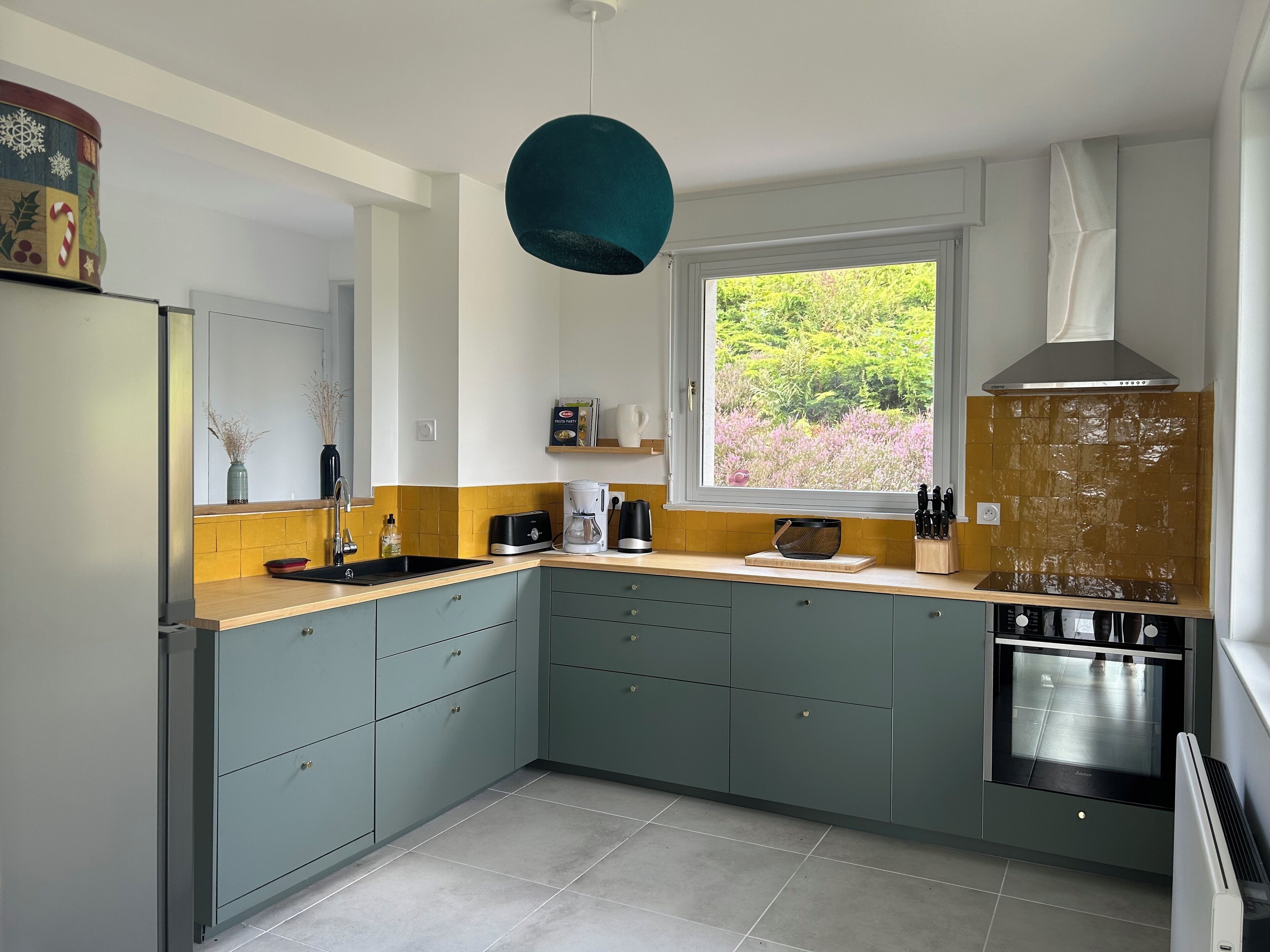 Oven, stovetop, dishwasher