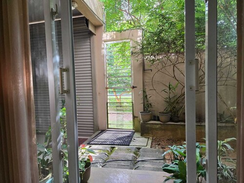 Deluxe Double/ Family Room at Lush Lakeside Nature's Nook