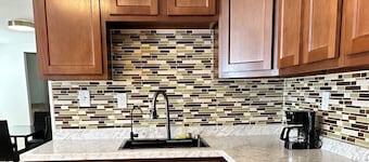 Newly renovated 3-bedroom and 2 full bath West Side Oasis!