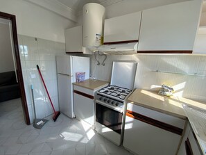 Oven, stovetop