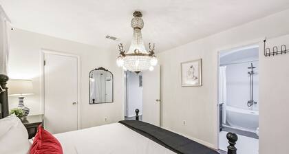 ~ 7 Acres Ranch~ Fully remodeled in 2025