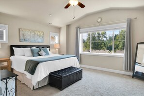 4 多间卧室、办公桌、熨斗/熨衣板、WiFi