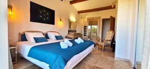 5 bedrooms, internet, bed sheets