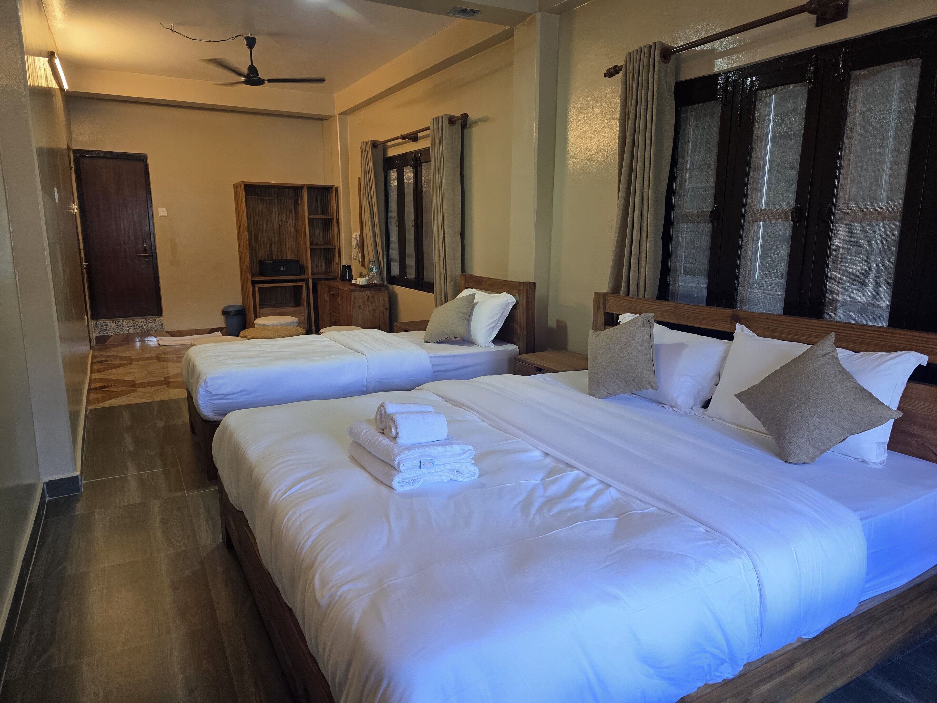 In-room safe, laptop workspace, free WiFi