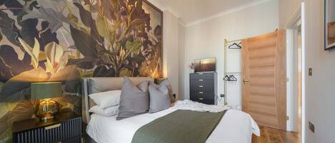 Apartment | 2 bedrooms, high-speed internet