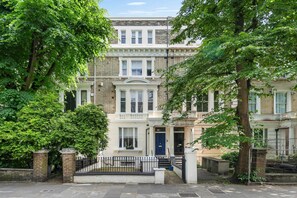 Apartment | 2 bedrooms, Internet - 2-bed Notting Hill Apartment With Garden Access (London)