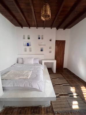 2 habitaciones, tabla de planchar con plancha, internet y ropa de cama 