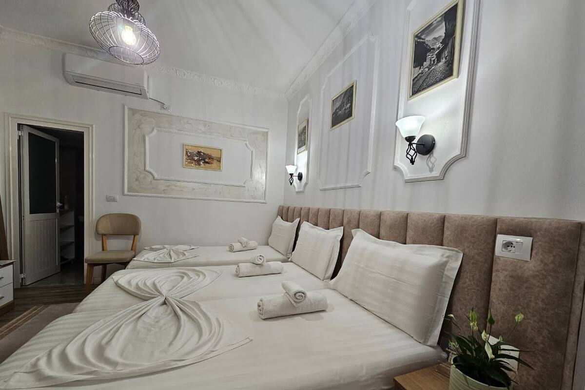 Double Room, Balcony, Mountain View | Desk, laptop workspace, soundproofing