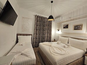 Family Room | Extra beds