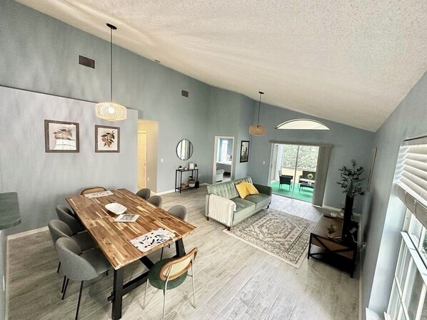 TV - Cozy 3BR Home Near Disney – Sleeps 8, Resort Pool & Modern Comfort (Davenport)