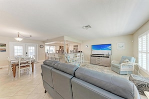 Smart TV, DVD player