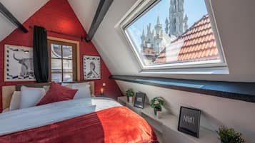 2 Schlafzimmer, Zimmersafe, Schreibtisch, Bügeleisen/Bügelbrett