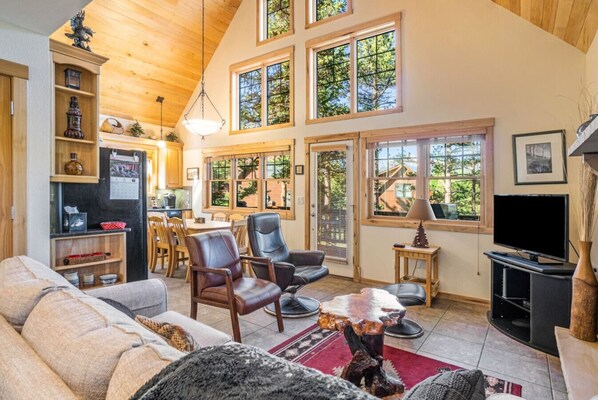 تلفزيون، مدفأة